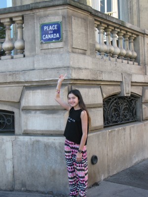 LolaPlaceDuCanada
